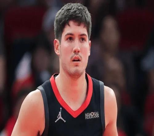 謝潑德真打出來了！防守蛻變能串聯(lián)全隊，還能進關(guān)鍵三分！