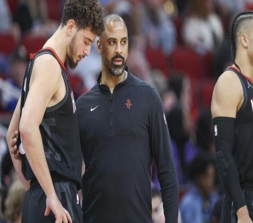 單場19+7+10！謝潑德首發(fā)仍不穩(wěn)固烏度卡攤牌：要視2人狀態(tài)決定