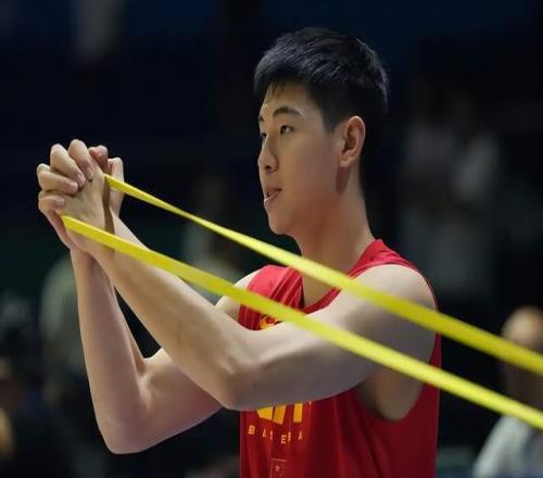 廣東最新消息！崔永熙傷勢痊愈，胡明軒再次受傷，奎因目標(biāo)總冠軍