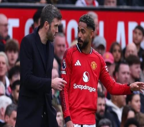 電訊報：多古傷缺后曼聯(lián)左路缺乏寬度，夏窗預(yù)計將引進(jìn)左邊鋒