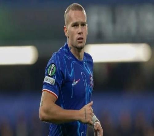 記者：穆德里克目前租用英格蘭一非職業(yè)聯(lián)賽球隊(duì)的場(chǎng)地訓(xùn)練