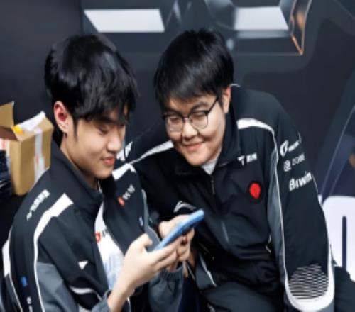 力挺好兄弟!Knight评论369为野辅发声微博:我不喷你9