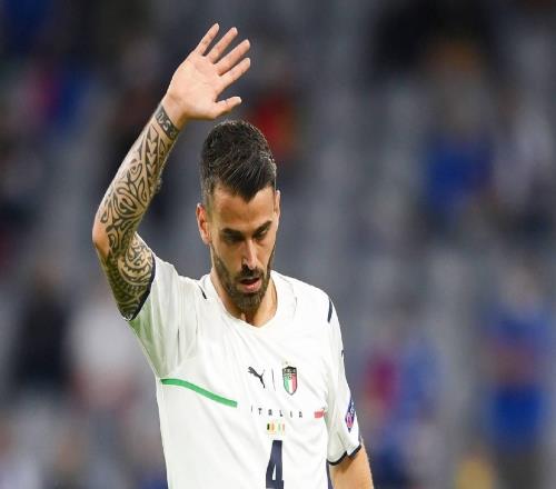 斯基拉：那不勒斯想與斯皮納佐拉續(xù)約1年，球員想續(xù)約2年