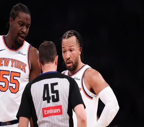 半場轟6記三分！雷霆高塔率隊(duì)豪取四連勝，3年1.7億先生摸不到球