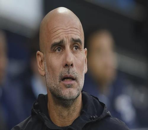 VAR三度沉默！7分差距判“死刑”曼城王朝這次要真塌了