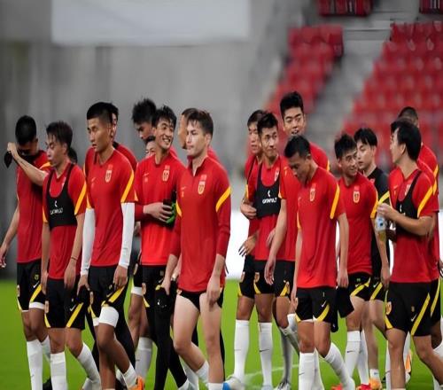 重慶銅梁龍3月4日官宣多位王牌離隊，核心外援領(lǐng)銜，引發(fā)熱議