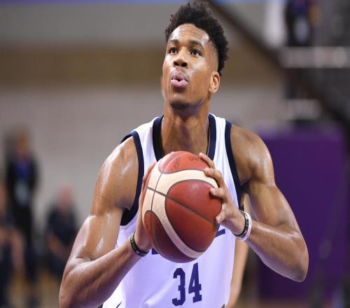 字母哥選隊傾向曝光，湖人因這兩條標準徹底涼涼