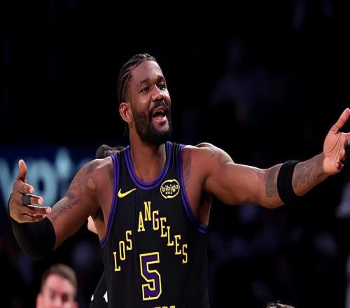 先發(fā)中鋒關(guān)鍵時刻又被雪藏，結(jié)果湖人卻抓住了機(jī)會穩(wěn)住了局面