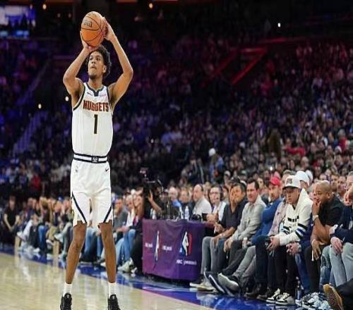 發(fā)展聯(lián)盟大殺四方砍下40分，掘金也可以試試這位全能型后場新秀