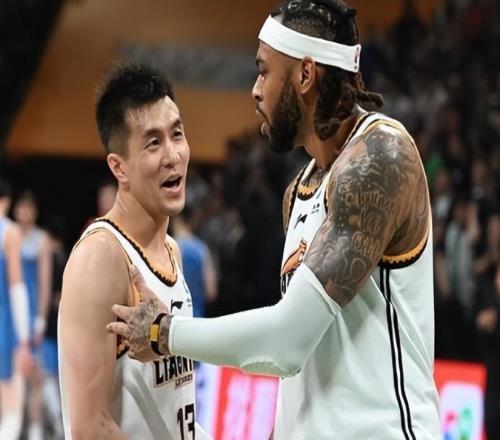 前3冠隊友莫蘭德安慰郭艾倫：會一直支持你恢復好身體繼續前進