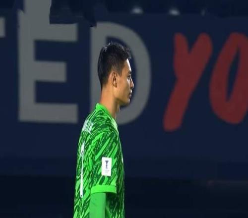 申花門(mén)前站個(gè)薛慶浩，斯坦丘遠(yuǎn)射有準(zhǔn)頭大連客場(chǎng)爭(zhēng)1分8新援首秀