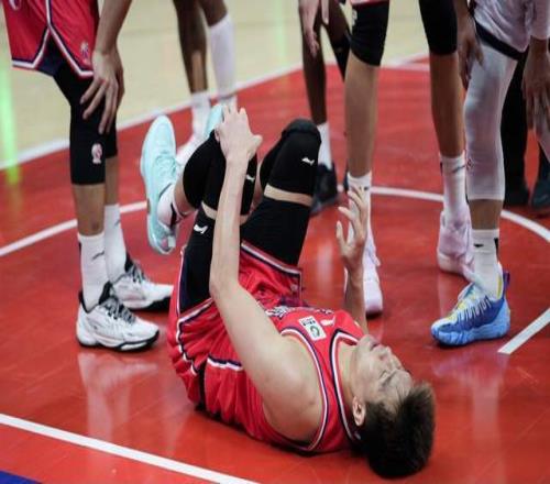 郭艾倫傷情公布：左膝前交叉韌帶斷了！4年內(nèi)4次大傷該退役嗎