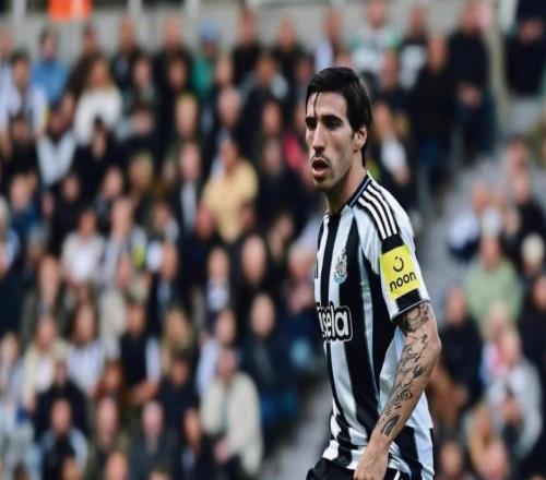 斯基拉：除阿森納和曼聯(lián)外，皇馬近期也派球探考察了托納利