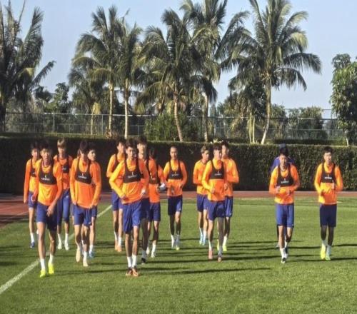 中超新賽季首戰(zhàn)泰山7日對陣遼寧鐵人，宿茂臻歡迎李金羽回家