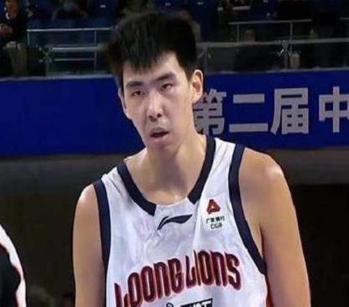 徐昕17分4蓋帽廣州戰(zhàn)勝山東，郭艾倫重傷職業(yè)生涯岌岌可危