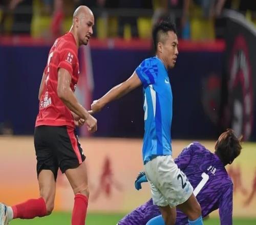 2026中超揭幕戰(zhàn)前瞻：蓉城坐鎮(zhèn)魔鬼主場迎勁旅，新鵬城換血欲破局