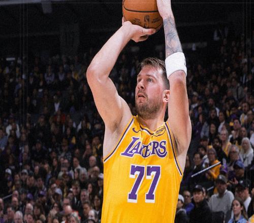 東契奇三節(jié)44+9+7三分：創(chuàng)歷史第一紀(jì)錄MVP之爭該有他