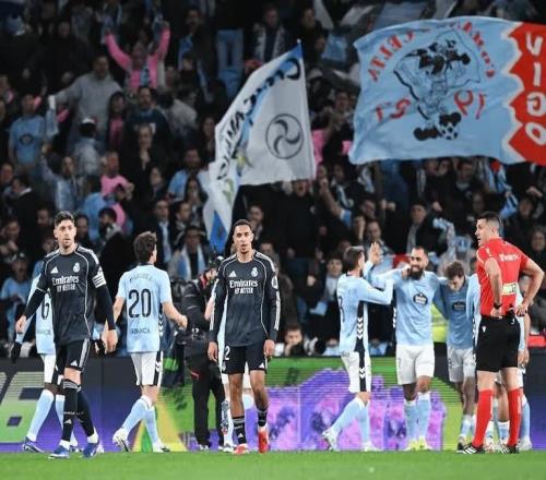 不對抗不攔截不沖刺不上搶！西媒怒批阿諾德是災難遇到曼城更慘