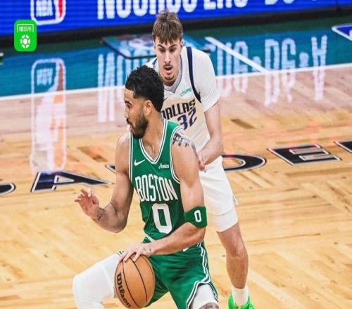 凱爾特人120100獨(dú)行俠，塔圖姆復(fù)出15+12+7，布朗24分