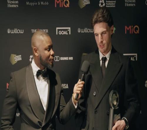 賴斯：我真的很享受這個賽季的這種踢法，現(xiàn)在我更像B2B中場