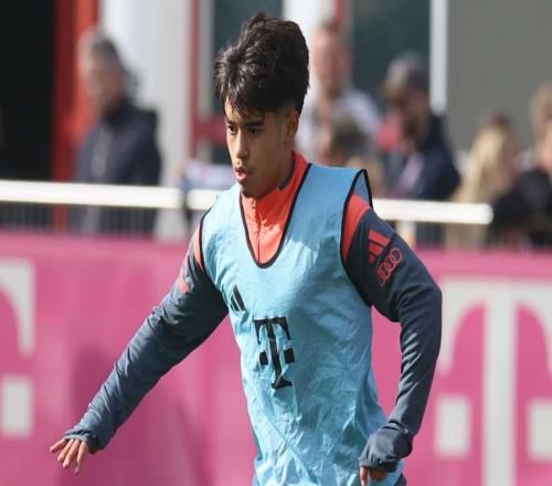 記者：拜仁17歲邊鋒卡多佐將首次入選一線隊比賽名單