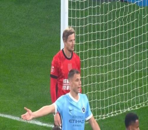 韋世豪有隊長氣質，茹薩不比周定洋差，成都外援選對了，有冠軍相