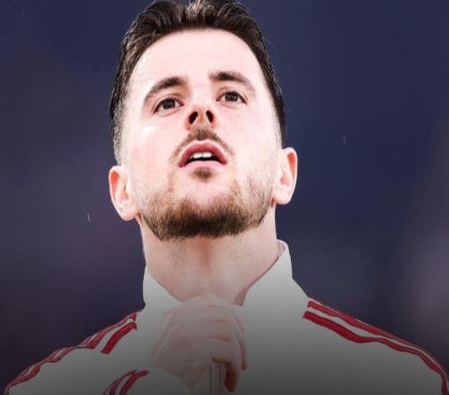 芒特拒絕離開曼聯(lián)，愿拿25萬周薪打替補(bǔ)！與利馬一起復(fù)出助戰(zhàn)維拉