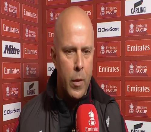 斯洛特：英超我們已經不可能奪冠了，但歐冠資格仍非常重要