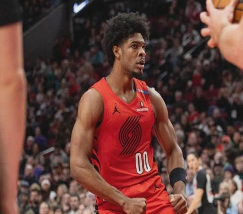 投籃9中1！文班同屆探花秀！年僅22歲徹底廢了