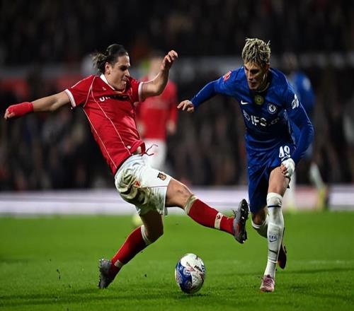 雷克瑟姆的好萊塢之夜被紅牌毀掉！切爾西死里逃生晉級足總杯八強