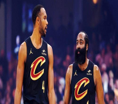 莫布利：哈登非常自信不会被打乱节奏