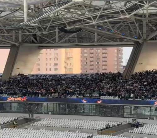 英博首戰(zhàn)告負，3：5不敵上海申花！李國旭：失球太快