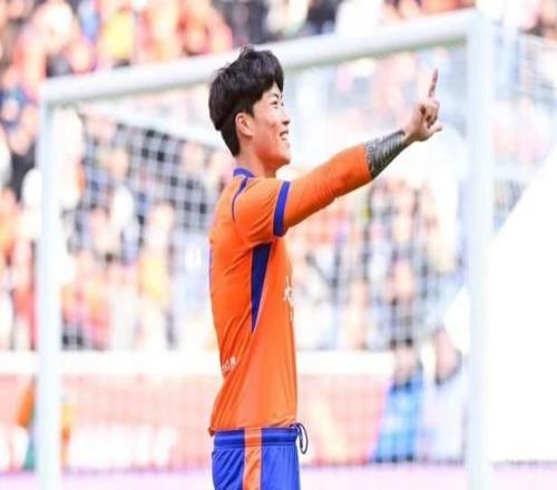 一場30大勝！中超第1輪：山東泰山擊敗遼寧鐵人，取得主場開門紅