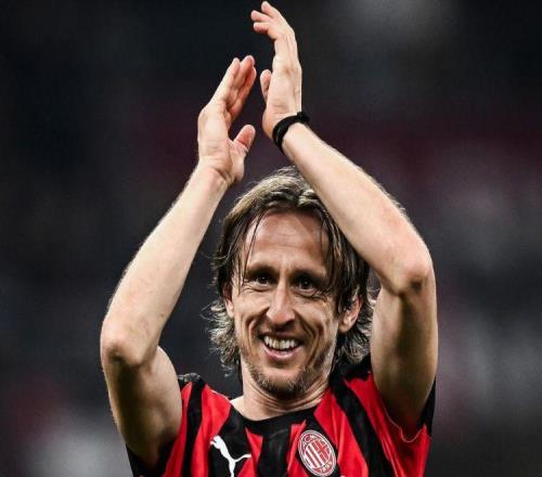 百年同城德比！AC米蘭10國米賽季雙殺+三連勝意甲爭冠懸念重燃