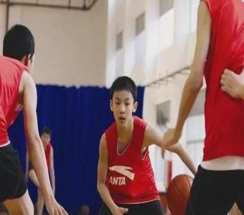 “從沒想過(guò)這樣的身高和天賦，能成為CBA全明星”