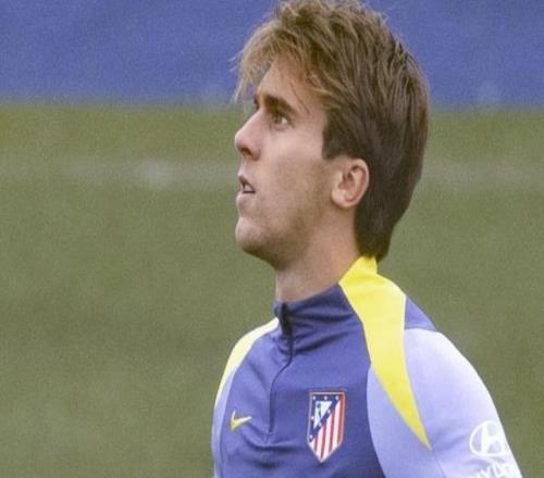 世体:巴勃罗巴里奥斯恢复合练,对阵热刺他可出战下半场