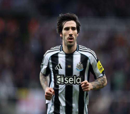 標(biāo)價(jià)1億鎊！紐卡核心遭豪門瘋搶，皇馬阿森納雙雙盯上