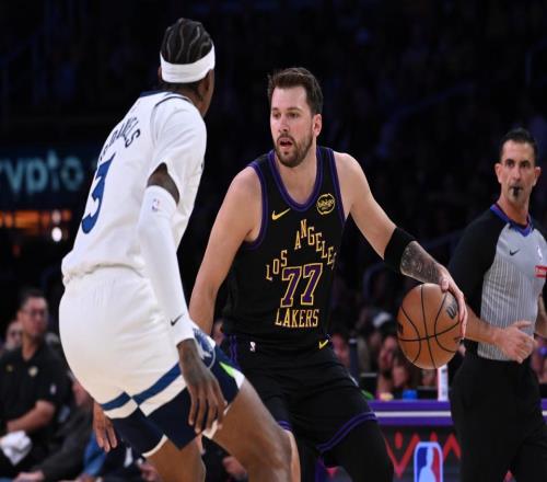 東里狂轟62+18+19，湖人3連勝升第四！這點(diǎn)變化比7戰(zhàn)6勝更有價(jià)值