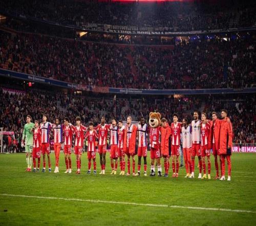 歐冠淘汰賽開始，直接有冷門巴薩和利物浦沒贏馬競和拜仁大勝