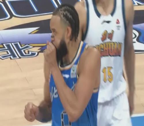 12+6！正式聯(lián)手周琦！這可是NBA三冠中鋒