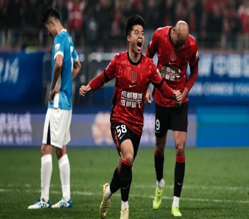 喜訊！成都蓉城又將誕生一名國(guó)腳首輪中超登場(chǎng)就破門，球迷點(diǎn)贊