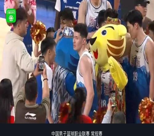 新疆8280險(xiǎn)勝廣東，胡明軒15分錯失絕殺，勞森19+18+8