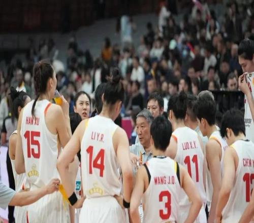 沒想到賽后王思雨會這么說，宮魯鳴掛不住了