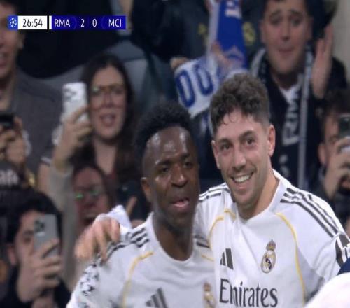 戰(zhàn)曼城雙響，巴爾韋德職業(yè)生涯第二次上演梅開(kāi)二度