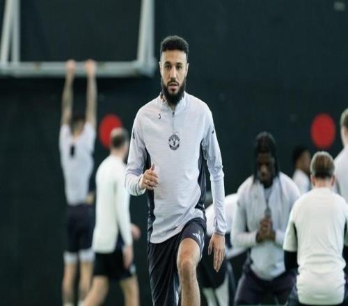 好消息，曼聯(lián)后衛(wèi)馬茲拉維今日參加了球隊(duì)訓(xùn)練