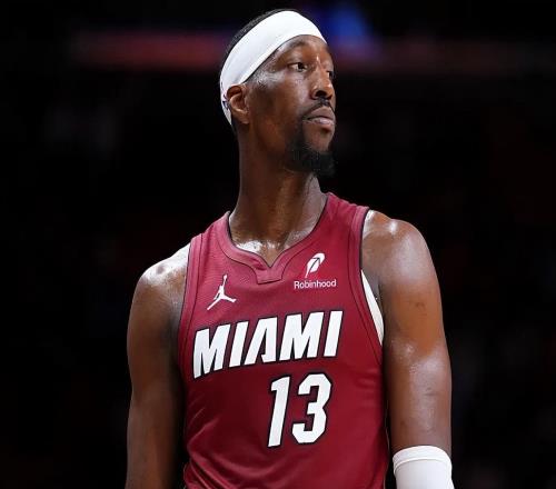 32分10助！三分球8中8！歷史首人！CBA棄將創(chuàng)造NBA奇跡