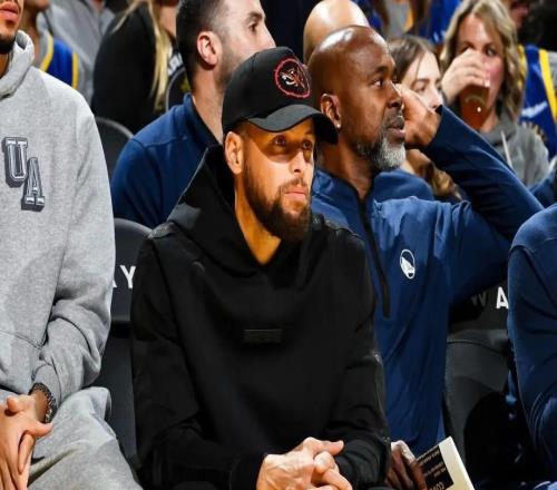 哎，庫里還得再缺席10天！??！