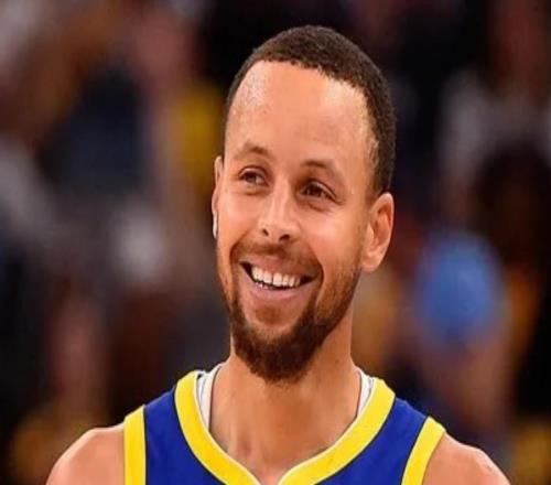 Shams：庫里還將因為右膝的傷勢缺席未來10天的比賽