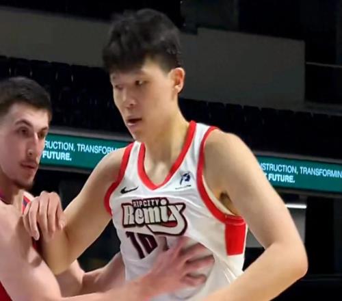 16投14中，砍31+8！楊瀚森最強(qiáng)一戰(zhàn)，斯普利特該給機(jī)會(huì)了