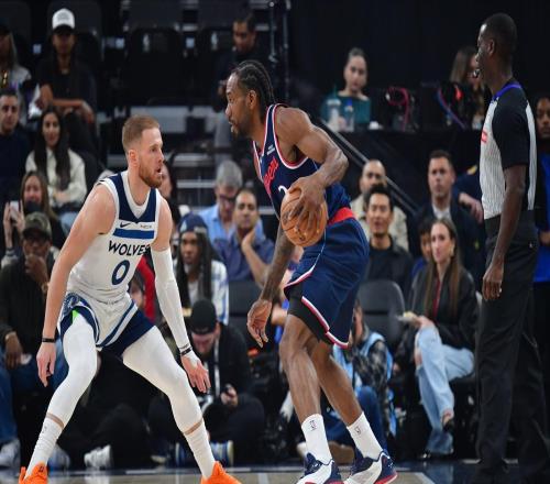 隊(duì)史最高TS送森林狼連敗，萊昂納德打服華子，隊(duì)友打架他表情亮了